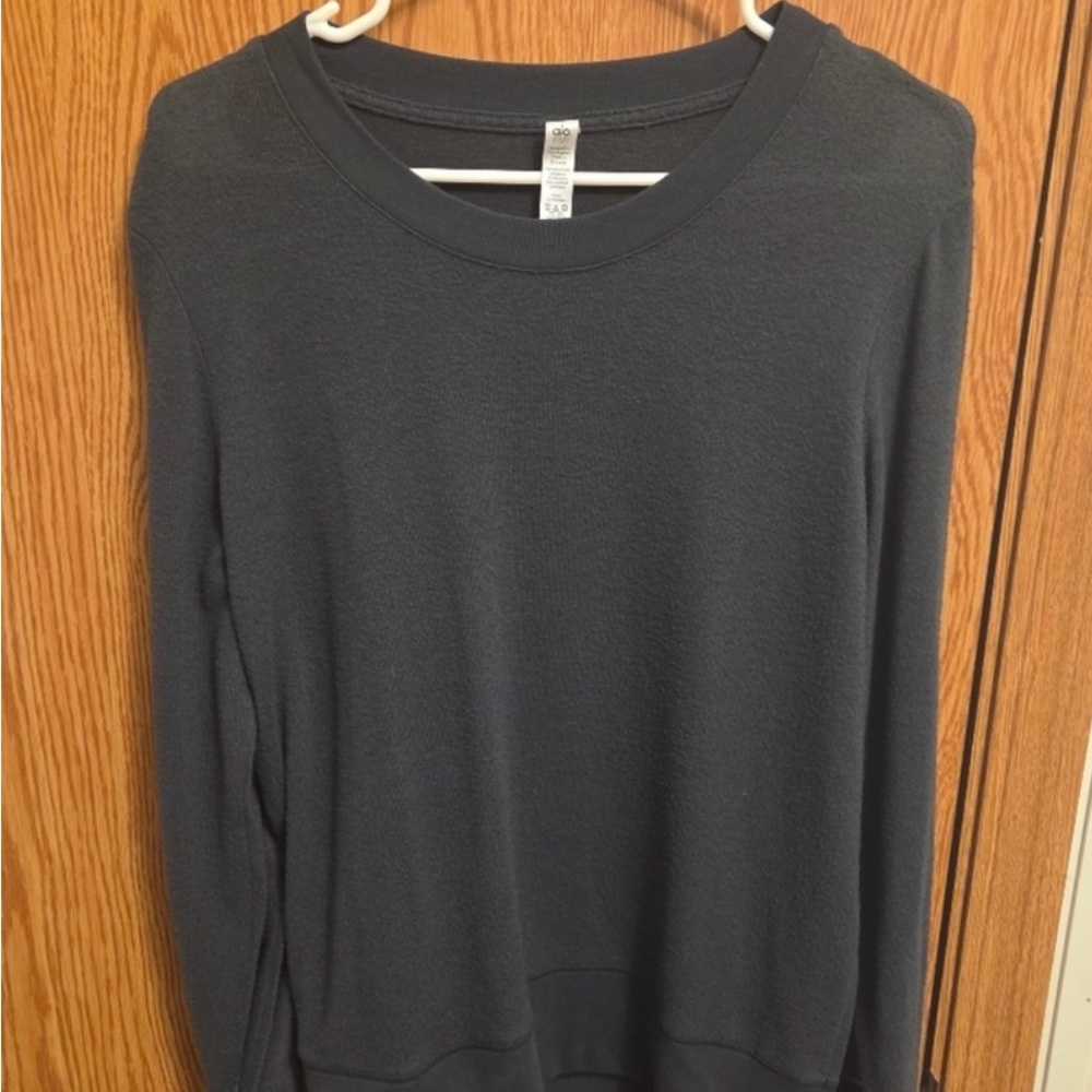 ALO Yoga Charcoal Long Sleeve Top